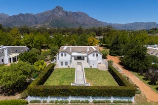Magnificent Country Style Home in Exclusive Equestrian Estate – Under Construction