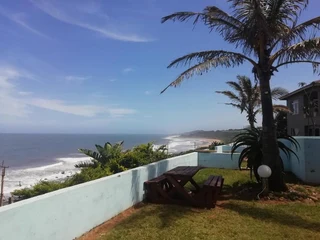 SEA VIEW - Garden flat  on the BEACH in Widenham.