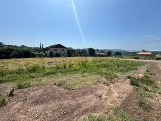 Available Natural Vacant Land  of 5501 m2 for Sale in Ottawa