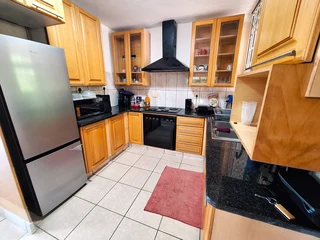 Spacious home available in Sunningdale