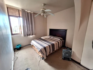 Spacious home available in Sunningdale