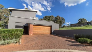 3 Bedroom Townhouse for sale in Eye Of Africa