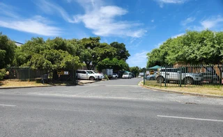 MIXED USE PROPERTY | PINELANDS | RESIDENTIAL DEVELOPMENT OPPORTUNITY