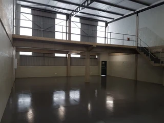 Prime Warehouse unit to Lease in Cornubia.