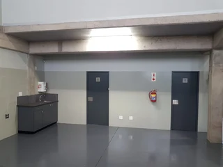 Prime Warehouse unit to Lease in Cornubia.