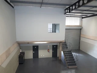 Prime Warehouse unit to Lease in Cornubia.