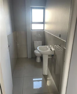 Industrial unit in Capricorn