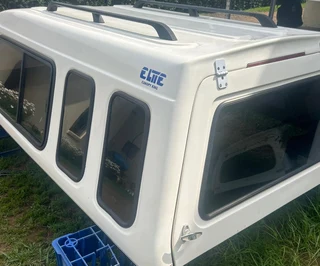 2010 ISUZU LWB CANOPY