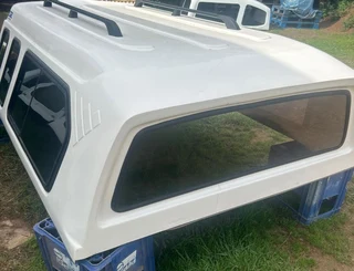2010 ISUZU LWB CANOPY
