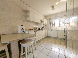 Ground Floor, Beachfront Apartment: Back-Up Water Tanks, Garage, Sea View