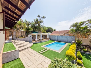 1 232m² Spacious Family Home for Sale in Uvongo – Fully Furnished, Solar-Powered, and Secure!