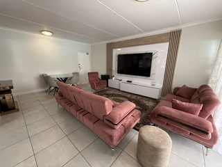 3 Bedroom apartment in Blyde Riverwalk Estate To Rent