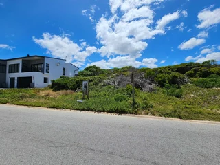 Vacant stand for sale in Stilbaai-Oos.