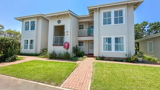 Spacious Modern Apartment In The Sought After Shortens Estate