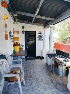 HOUSE IN EXCELLENT CONDITION. BEAUTIFUL GARDEN. BOREHOLE. NO REPAIRS NEEDED.