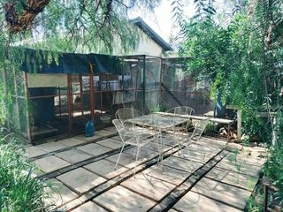 HOUSE IN EXCELLENT CONDITION. BEAUTIFUL GARDEN. BOREHOLE. NO REPAIRS NEEDED.