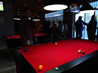 OWN YOUR OWN PUB AND GRILL WITH GREAT POTENSIAL.  LARGE FLOOR SPACE.