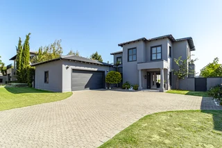 Stylish, Spacious &amp; Designed for Entertaining in Kleinbron Estate