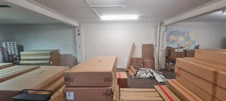 Neat factory and AAA offices situated in Prime Park, Diep River.