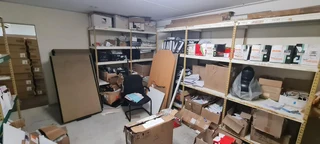 Neat factory and AAA offices situated in Prime Park, Diep River.