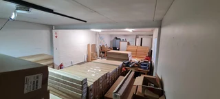 Neat factory and AAA offices situated in Prime Park, Diep River.