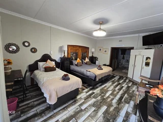 Exceptional Guesthouse: Luxury and Convenience in a Prime Location