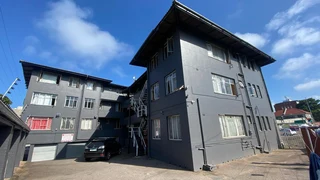 Stellar Starter Home And Investor Gem | Berea Centre &amp; N3 Access