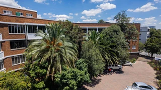 3 Bedroom Apartment for sale in Illovo