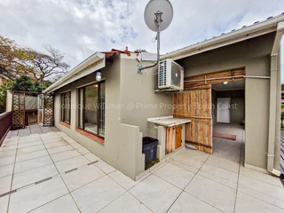 Exceptional 3 Bed | 2 Bath | 1 035m² Family Home with Flatlet in a Prime Location