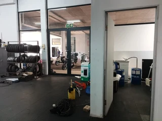 Exquisite Showroom In Umhlanga Ridge