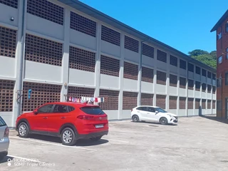 VARIOUS SIZE APARTMENTS AVAILABLE IN THIS BLOCK CLOSE TO THE OCEAN IN ISIPINGO BEACH