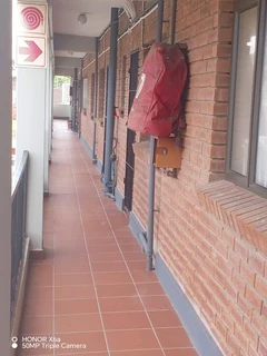 VARIOUS SIZE APARTMENTS AVAILABLE IN THIS BLOCK CLOSE TO THE OCEAN IN ISIPINGO BEACH