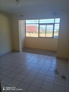 VARIOUS SIZE APARTMENTS AVAILABLE IN THIS BLOCK CLOSE TO THE OCEAN IN ISIPINGO BEACH