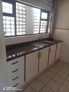 VARIOUS SIZE APARTMENTS AVAILABLE IN THIS BLOCK CLOSE TO THE OCEAN IN ISIPINGO BEACH