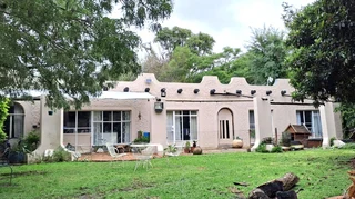 5 Bedroom house in Kameeldrift West For Sale