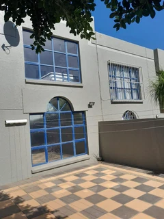 Neat 3 bedroom townhouse in Claudius for SALE