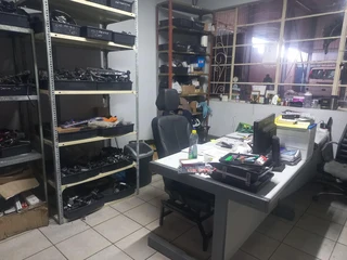 Scrap yard for sale in Pta West!!!