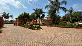 Property for sale in Akasia, Heatherview