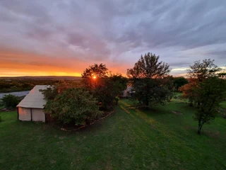 SELF-SUFFICIENT, SUSTAINABLE LIVING IN AN AGRICULTURAL PARADISE