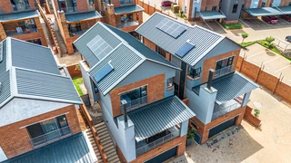 Stunning 2-bedroom duplex for rent in Olympus AH, Pretoria—modern living in a prime location!