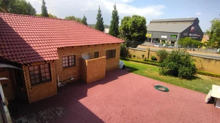 Stunning 5-Bedroom, 3-Bathroom Home for Sale in Eldo Glen Estate