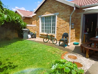 Stunning  2 bedroom simplex for sale in Heuwelsig Estate, Centurion – luxury living awaits you!