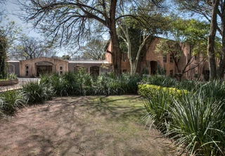 Discover a prime 13,000m² hotel for sale in Nooitgedacht, Krugersdorp—endless potential awaits!