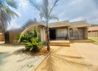 Beautiful Home for sale!