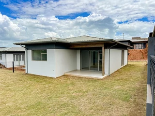 Stylish Coastal Living in Salta Sibaya – Modern 3-Bedroom Single-Storey Home