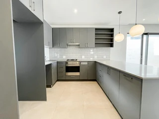 Stylish Coastal Living in Salta Sibaya – Modern 3-Bedroom Single-Storey Home