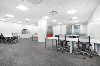 Tailor-made dream offices for 3 persons in Spaces Steyn City