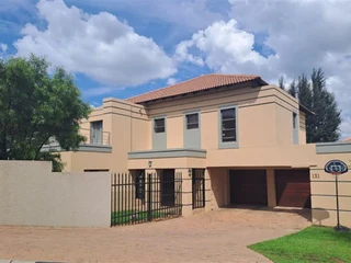 4 Bedroom house in Kyalami Crest Estate To Rent