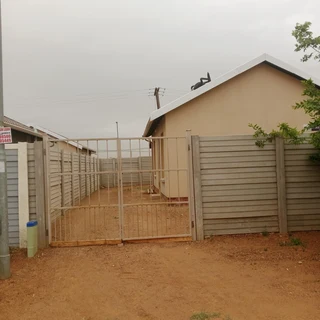 A big opportunity to own a house in Palm Ridge Ext 33 (Sky City)