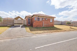 3 Bedroom House In A Secure Estate